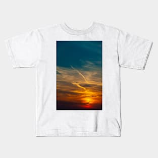 Wispy Sunset Sky Kids T-Shirt